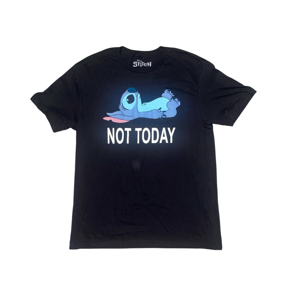 🆕 Stitch graphic tee